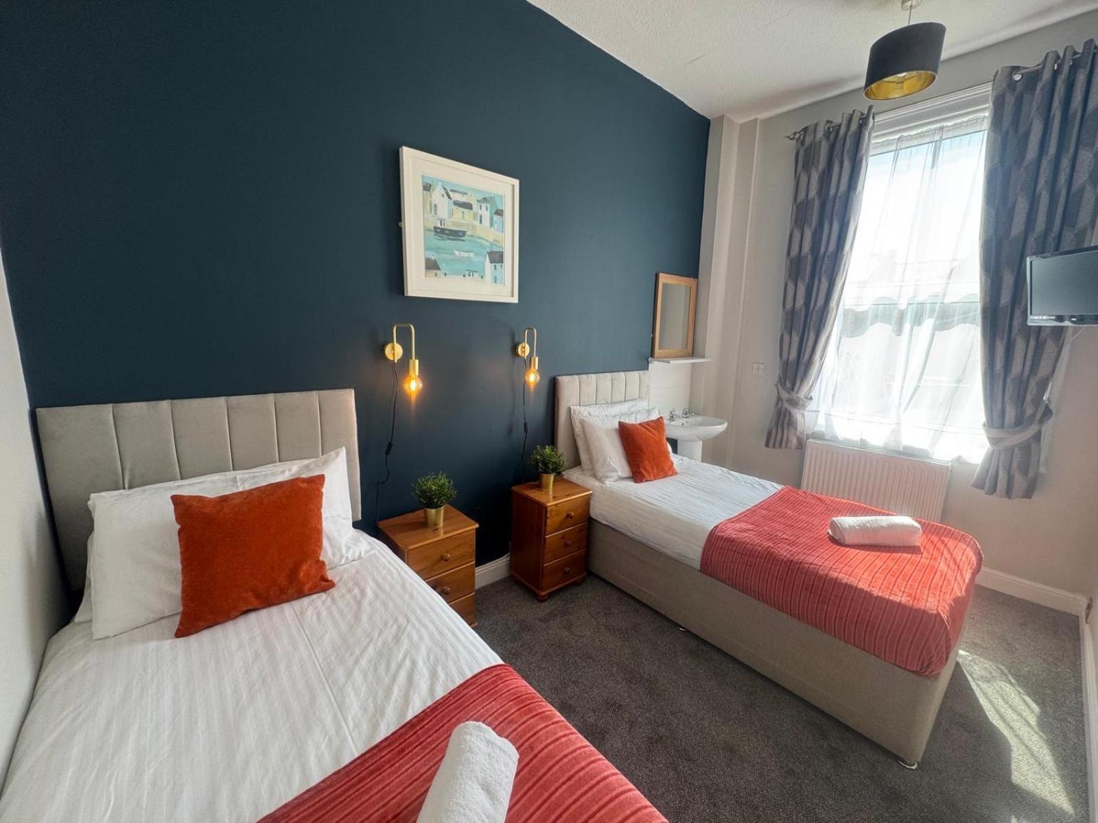 The Rockside Bed & Breakfast Scarborough Bagian luar foto