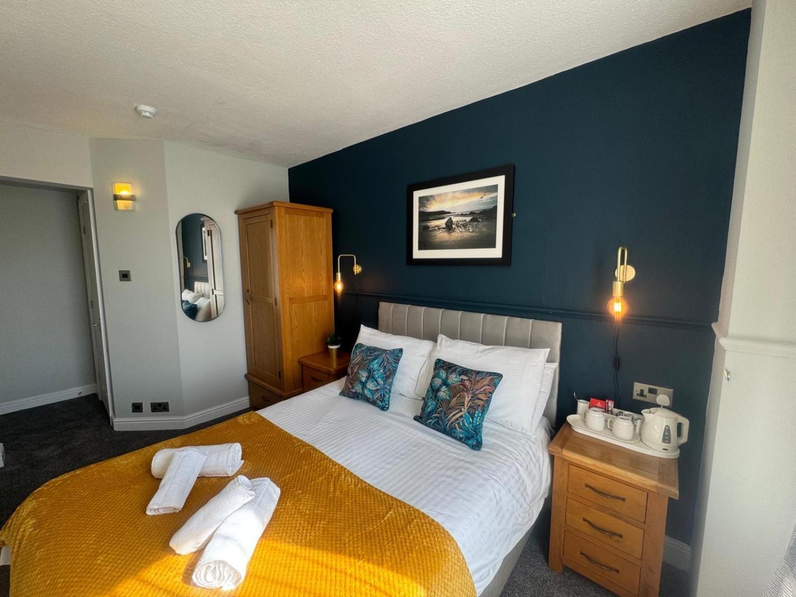 The Rockside Bed & Breakfast Scarborough Bagian luar foto