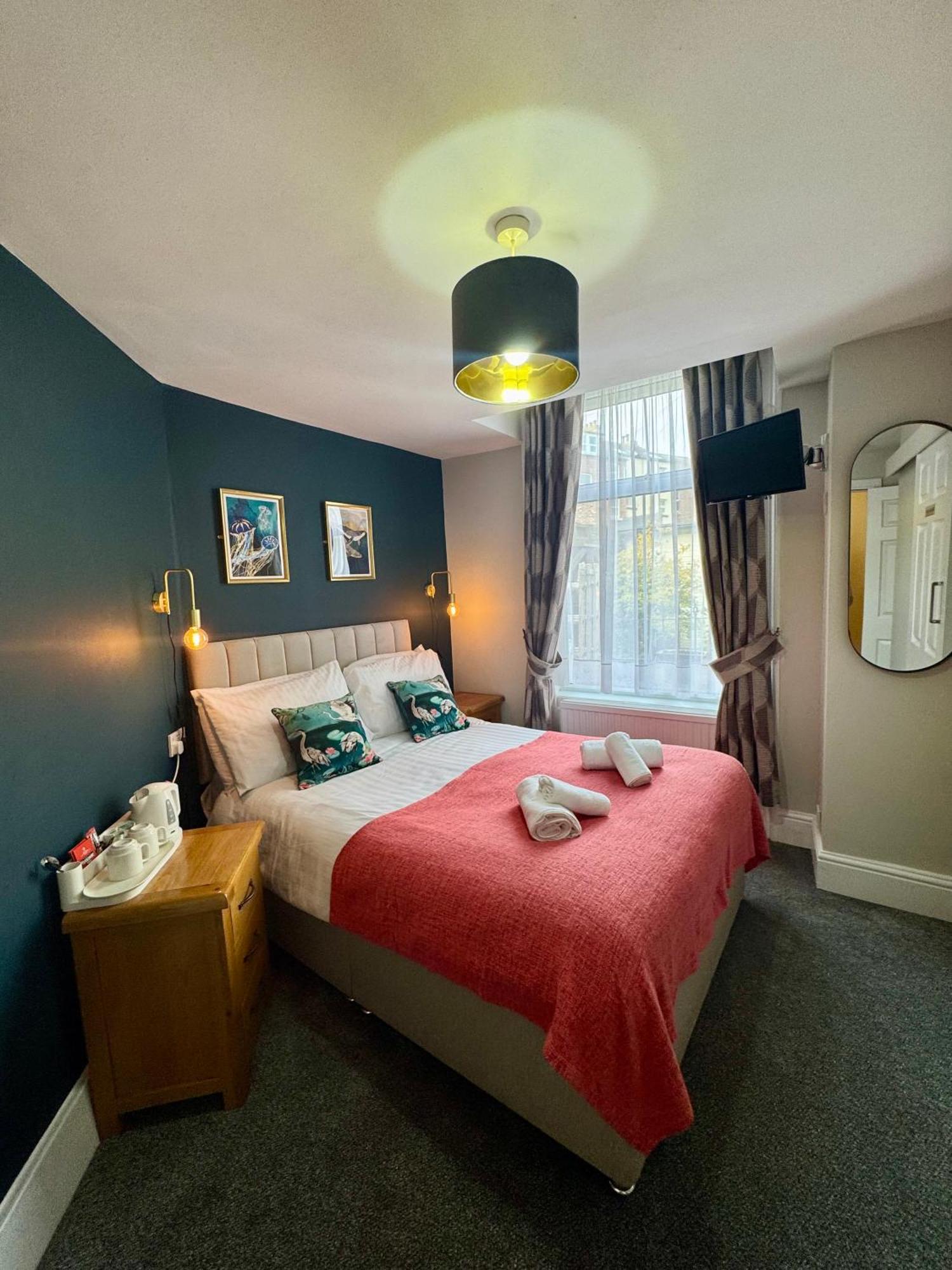 The Rockside Bed & Breakfast Scarborough Bagian luar foto