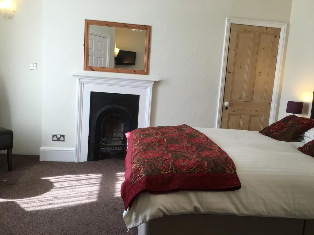 The Rockside Bed & Breakfast Scarborough Bagian luar foto