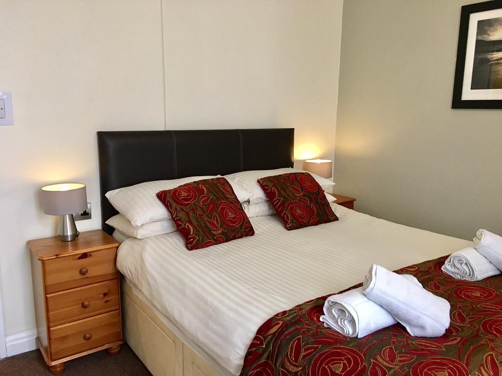 The Rockside Bed & Breakfast Scarborough Bagian luar foto